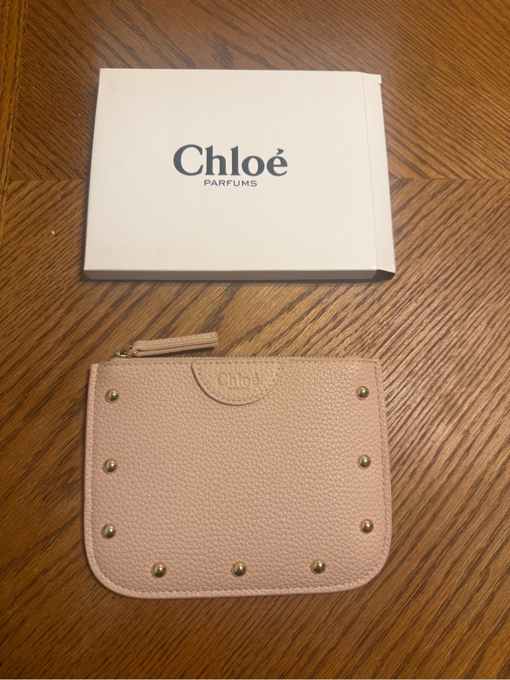 Chloé Parfums Pink Pebbled Zip Coin Purse Card Holder Gold Studs NWT/NIB